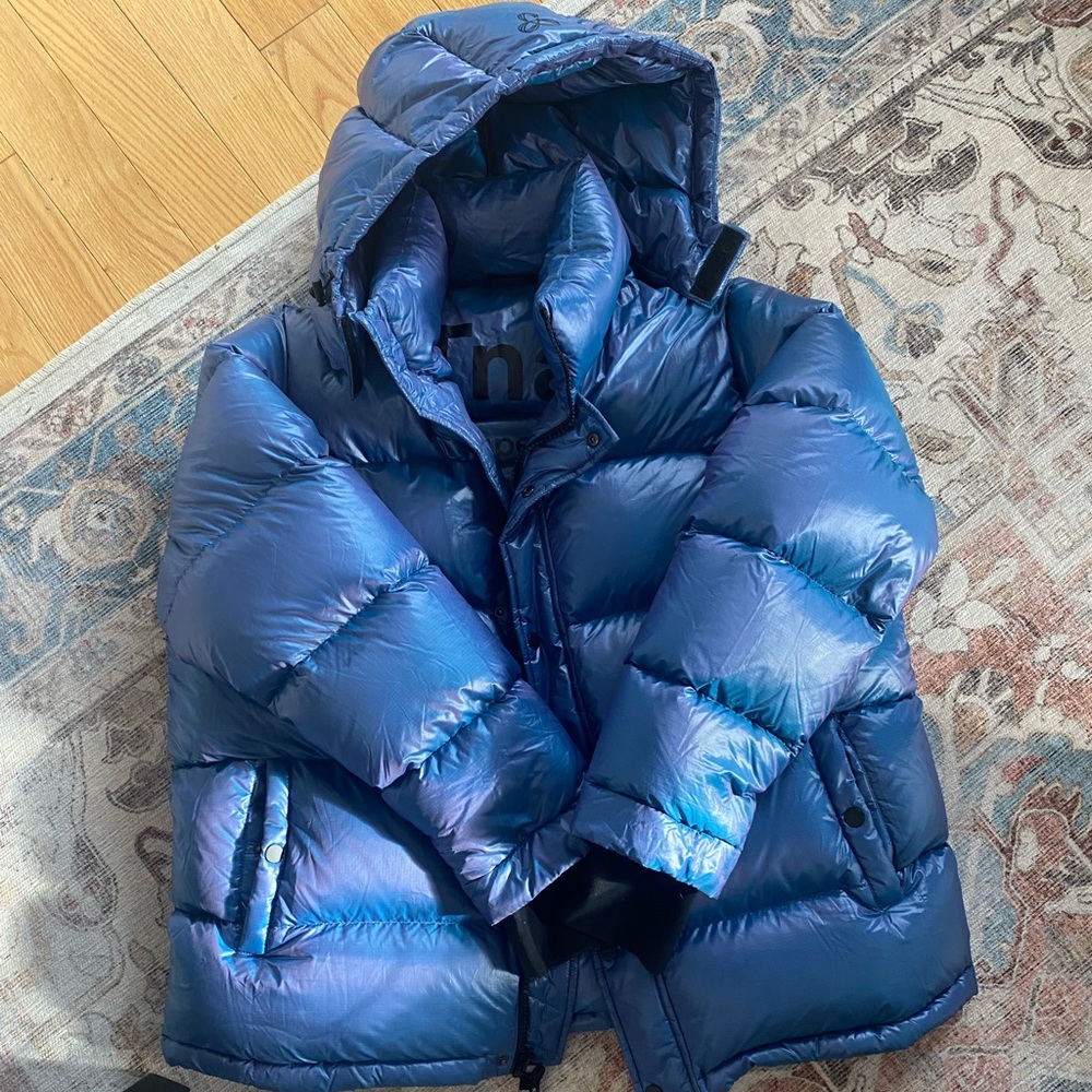 Aritzia Tna The Super Puff Iridescent Smoky Blue goose down jacket Size xl